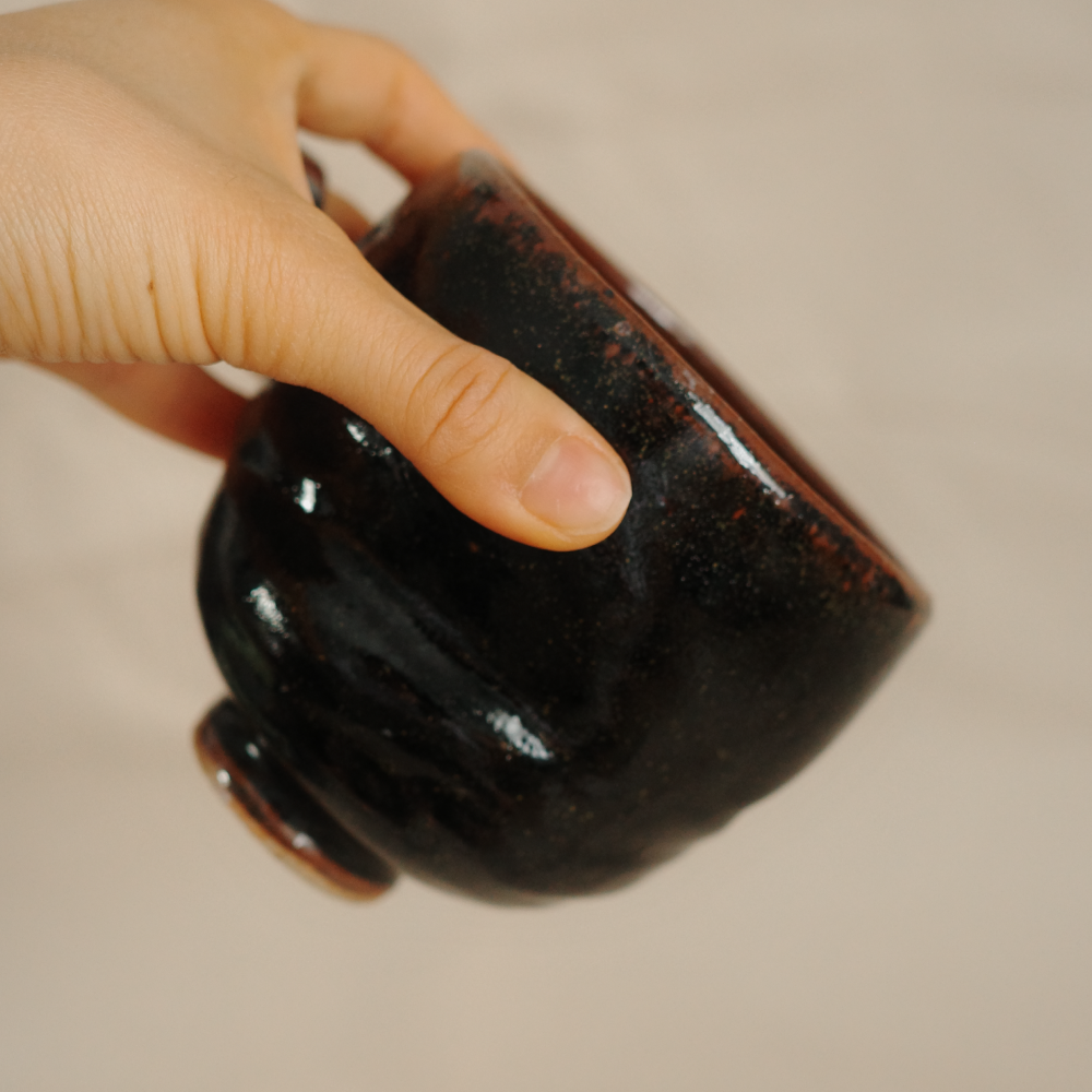 Asymmetrical temoku cup