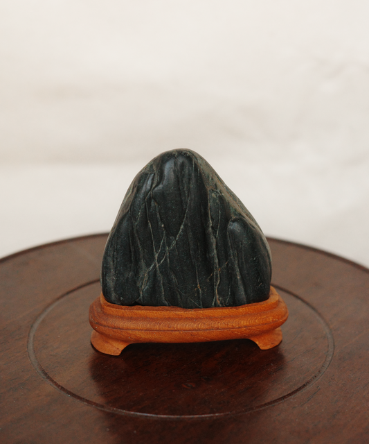 Suseok #6 - Stone with lots of change