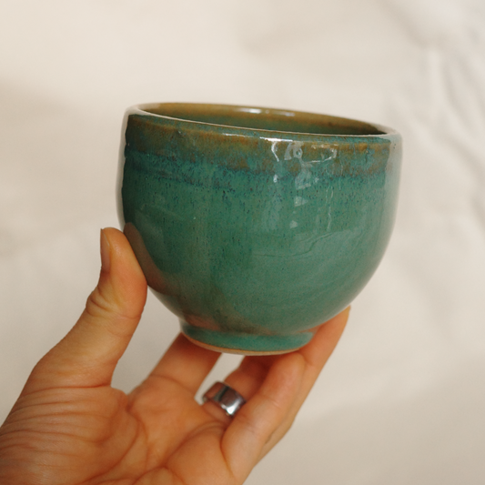 Emerald tea cup